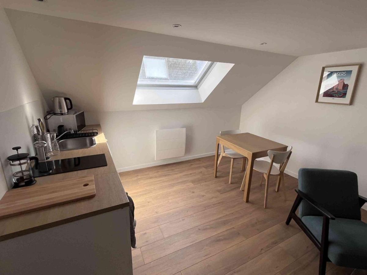 Studio Crimee Pour Deux Personnes Apartment Angers Exterior photo